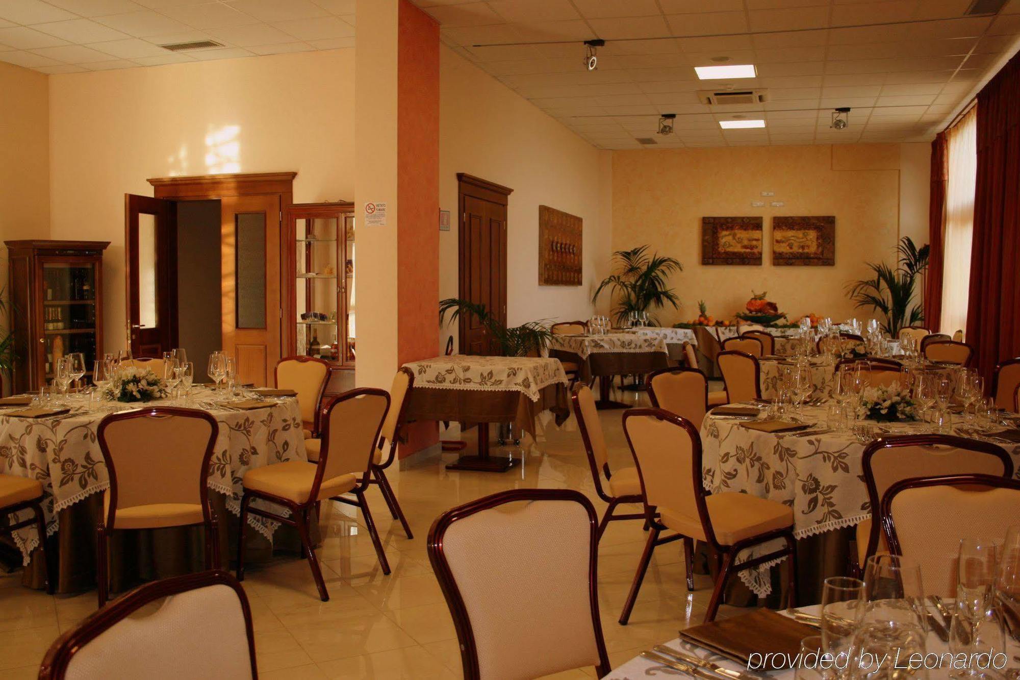 Hotel Villa Mokarta Salemi Konforlar fotoğraf